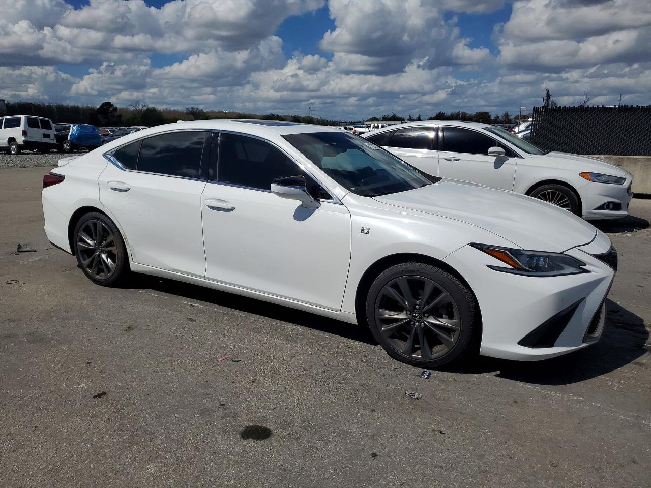 Lexus Es F Sport
