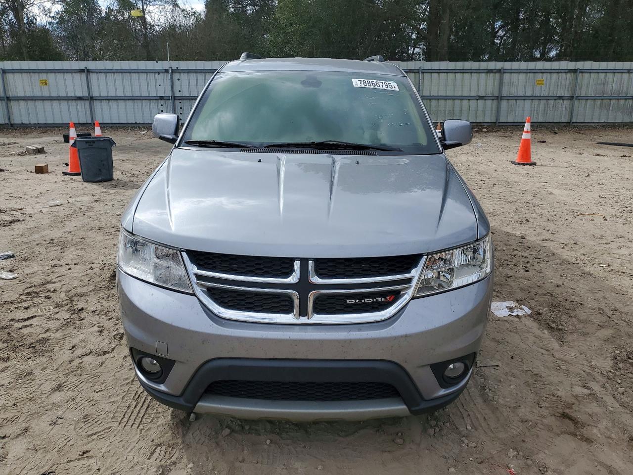 Dodge Journey Se