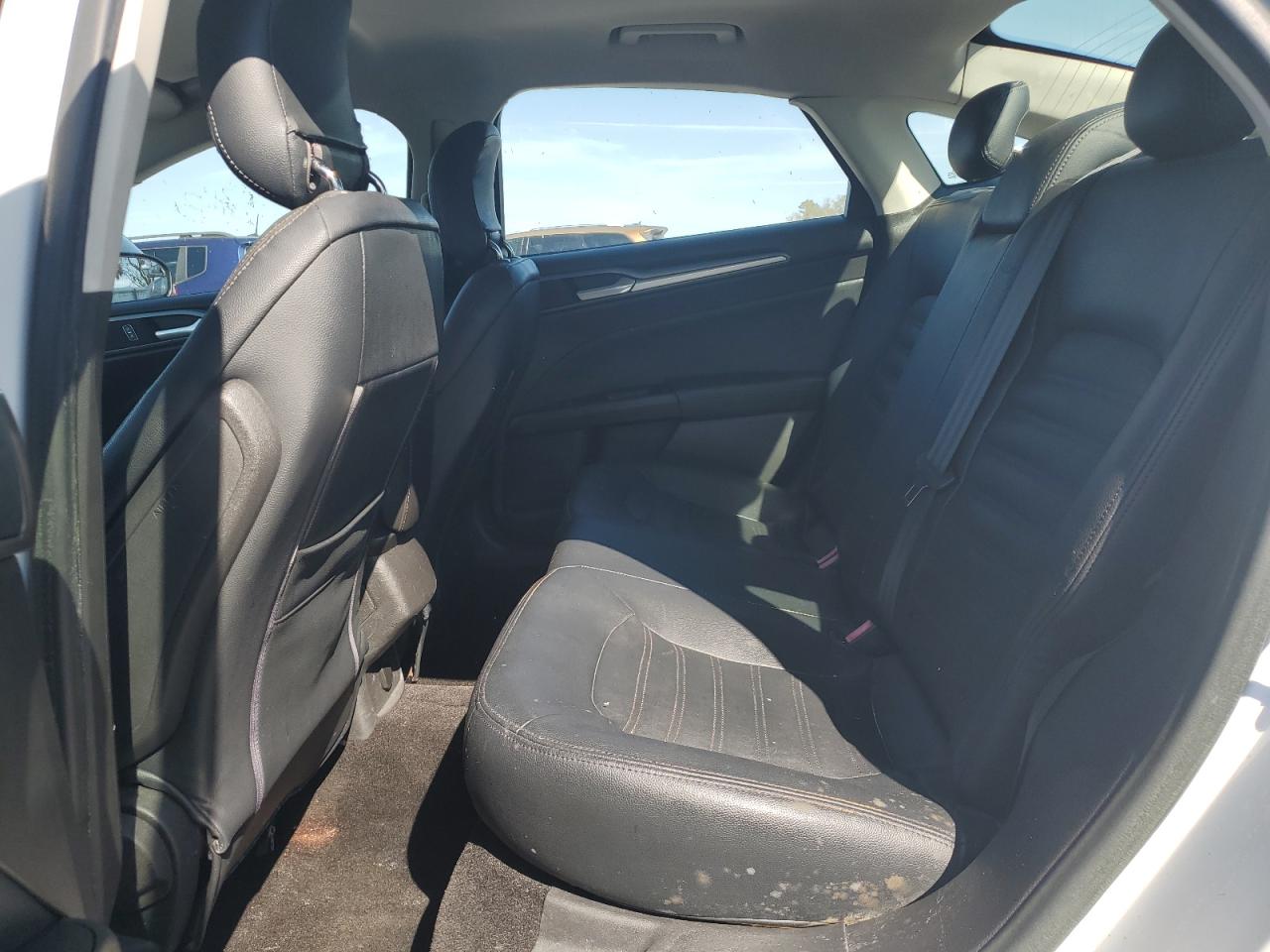 Ford Fusion S Hybrid