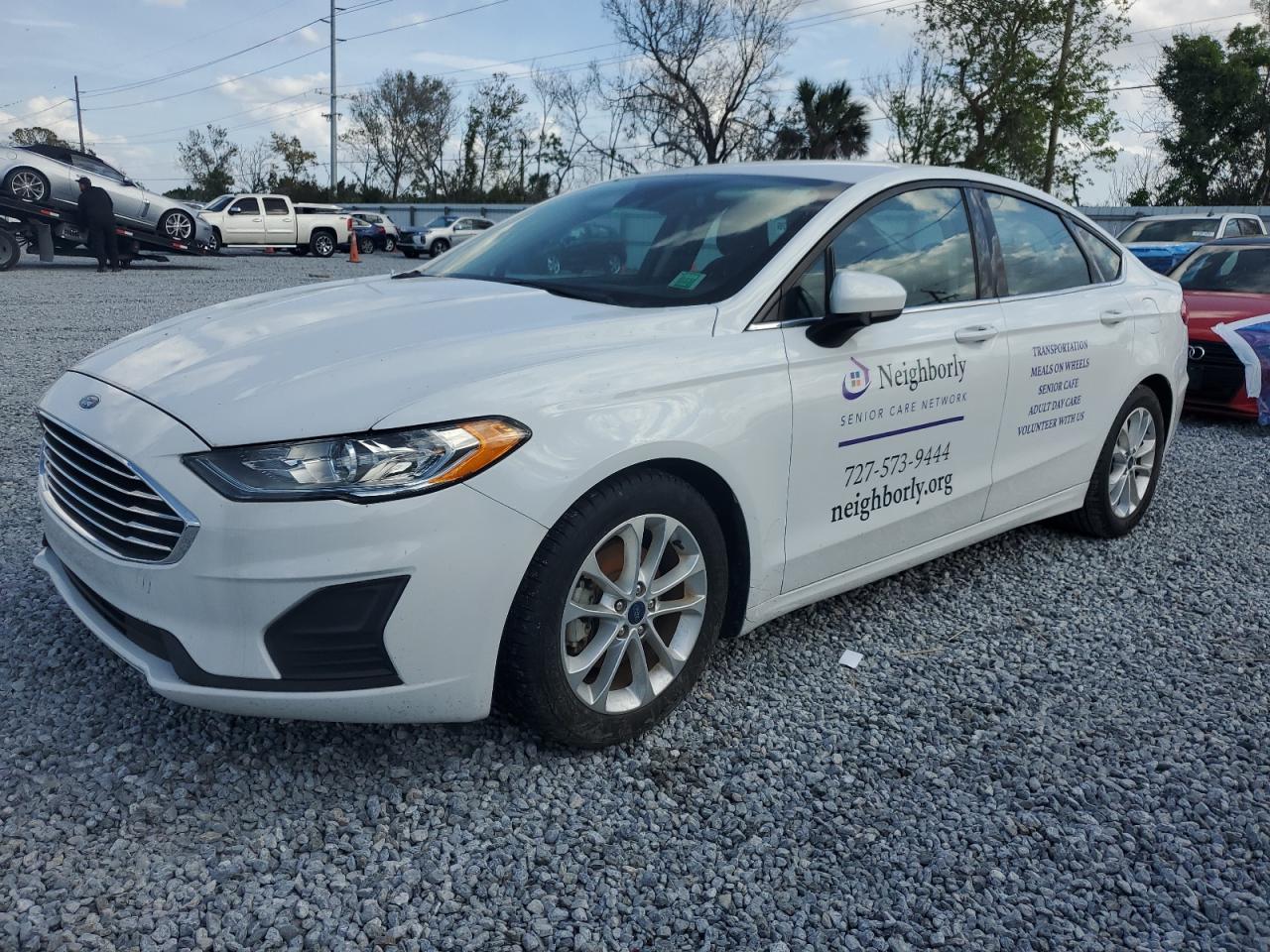 Salvage Ford Fusion Image