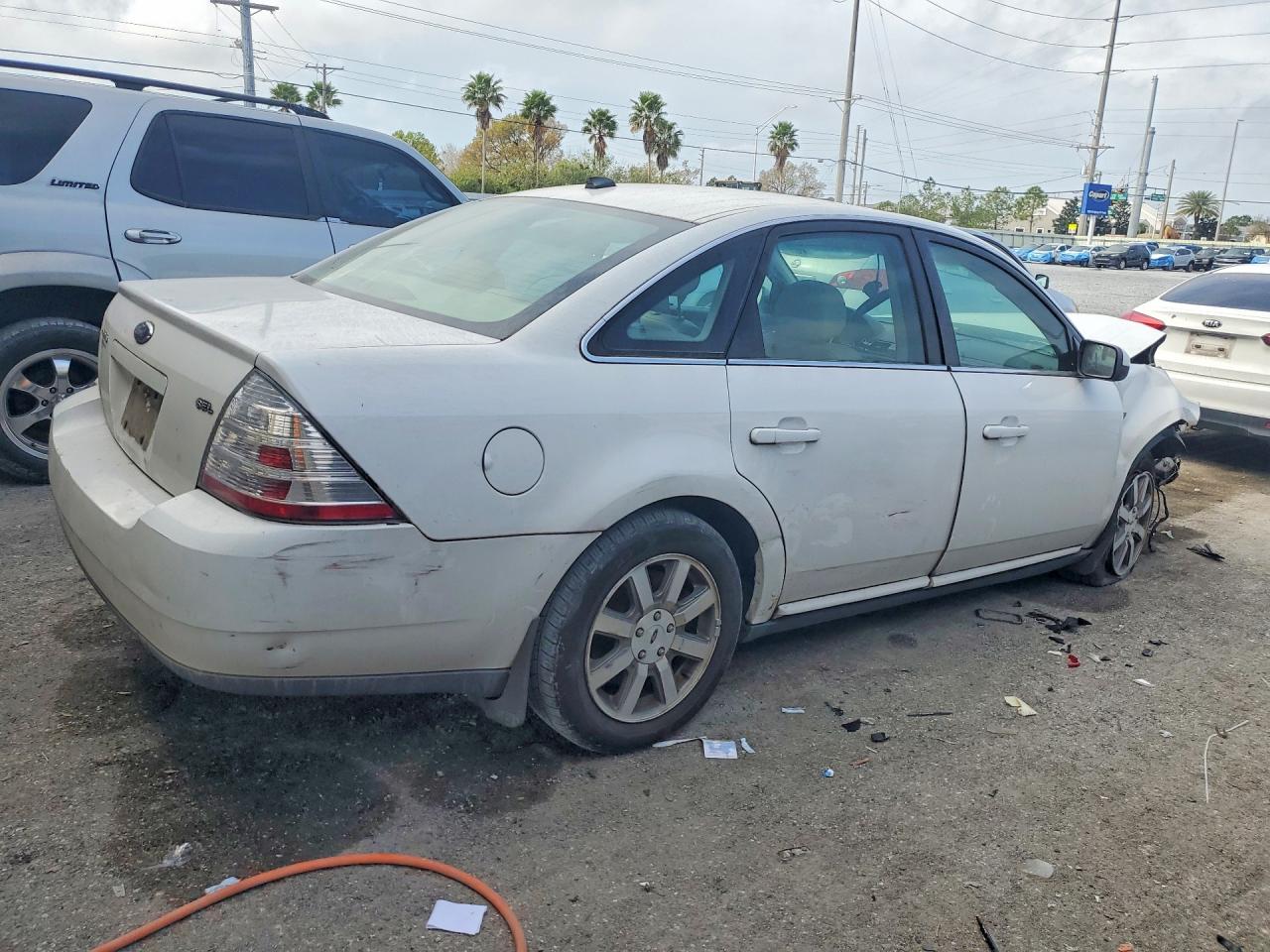 Ford Taurus Sel