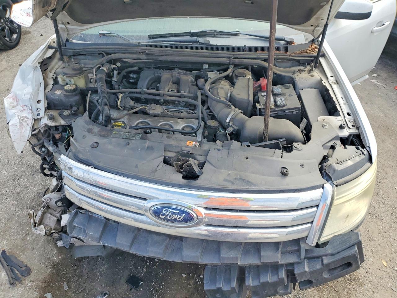 Ford Taurus Sel