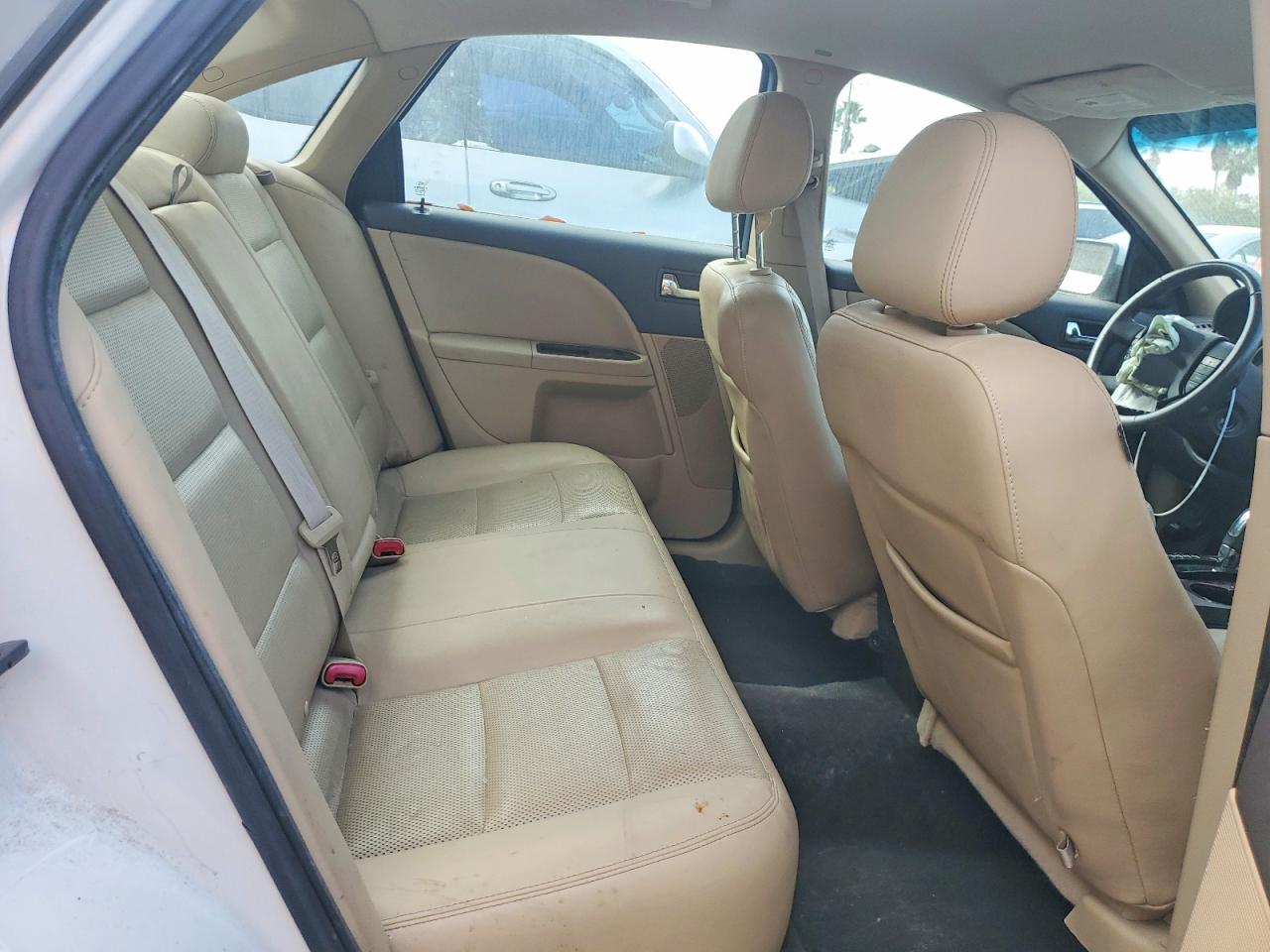 Ford Taurus Sel