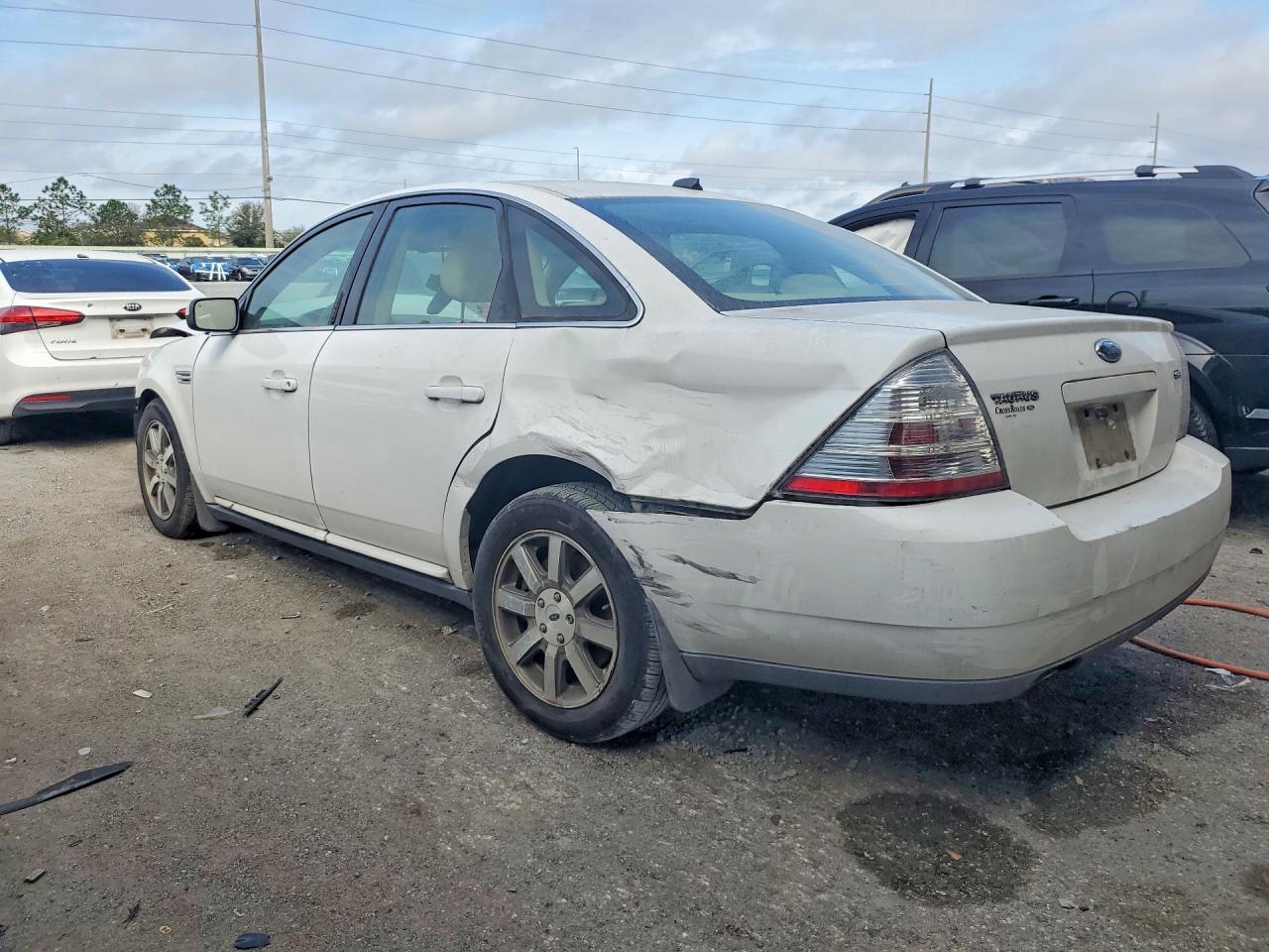 Ford Taurus Sel