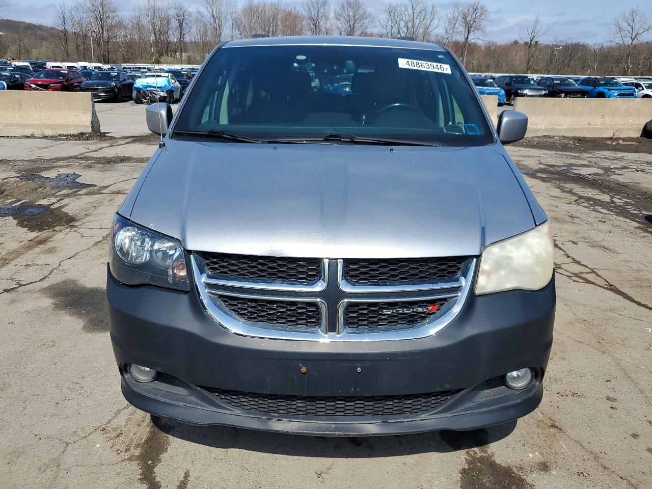 Dodge Caravan Sxt
