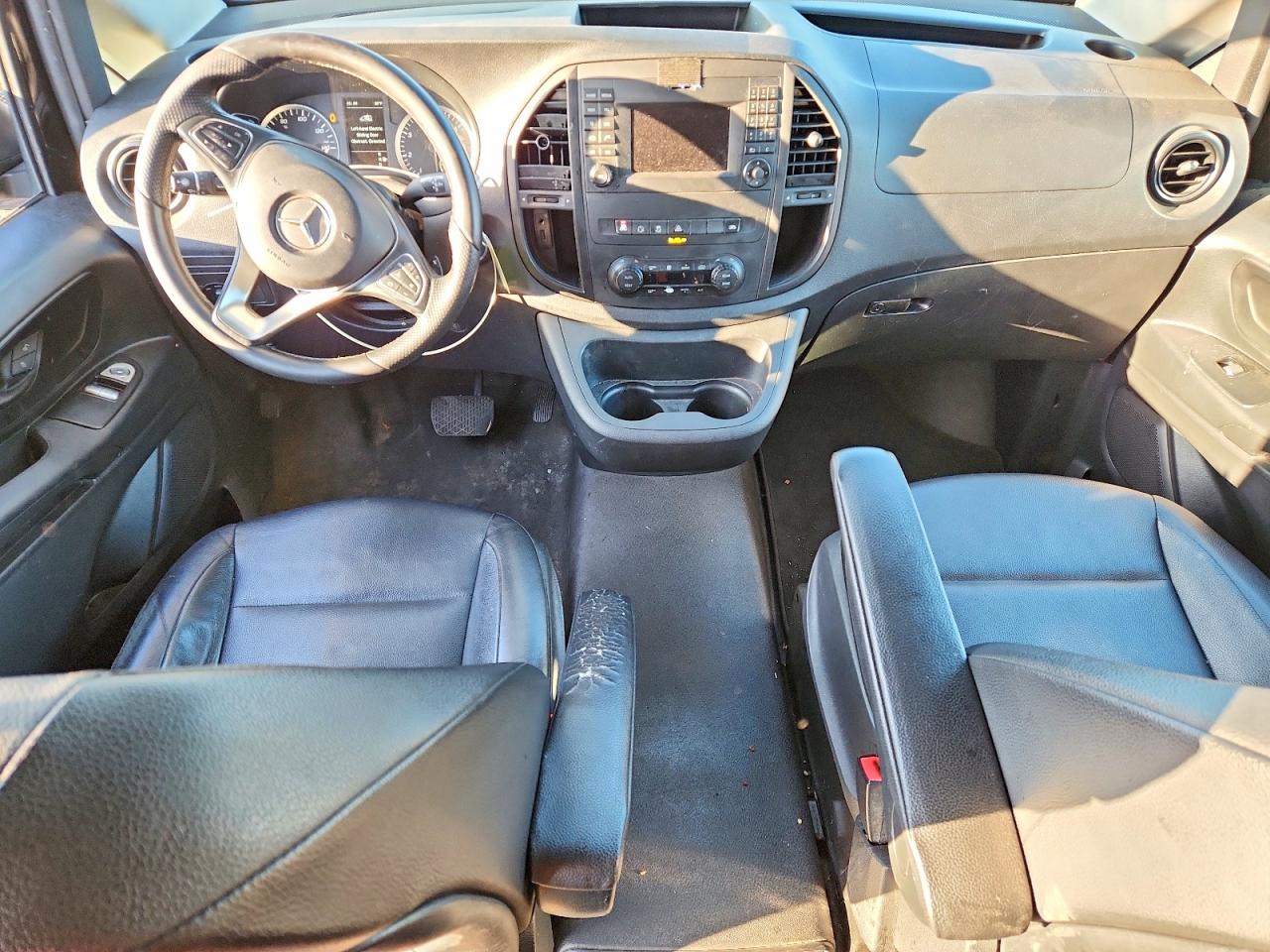 Mercedes-Benz Metris