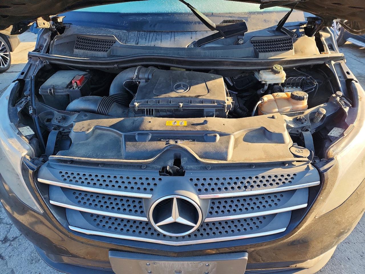 Mercedes-Benz Metris