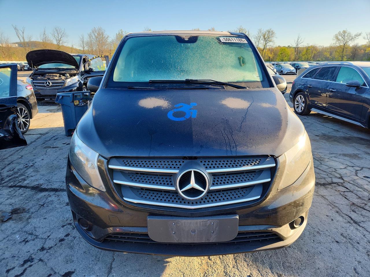 Mercedes-Benz Metris