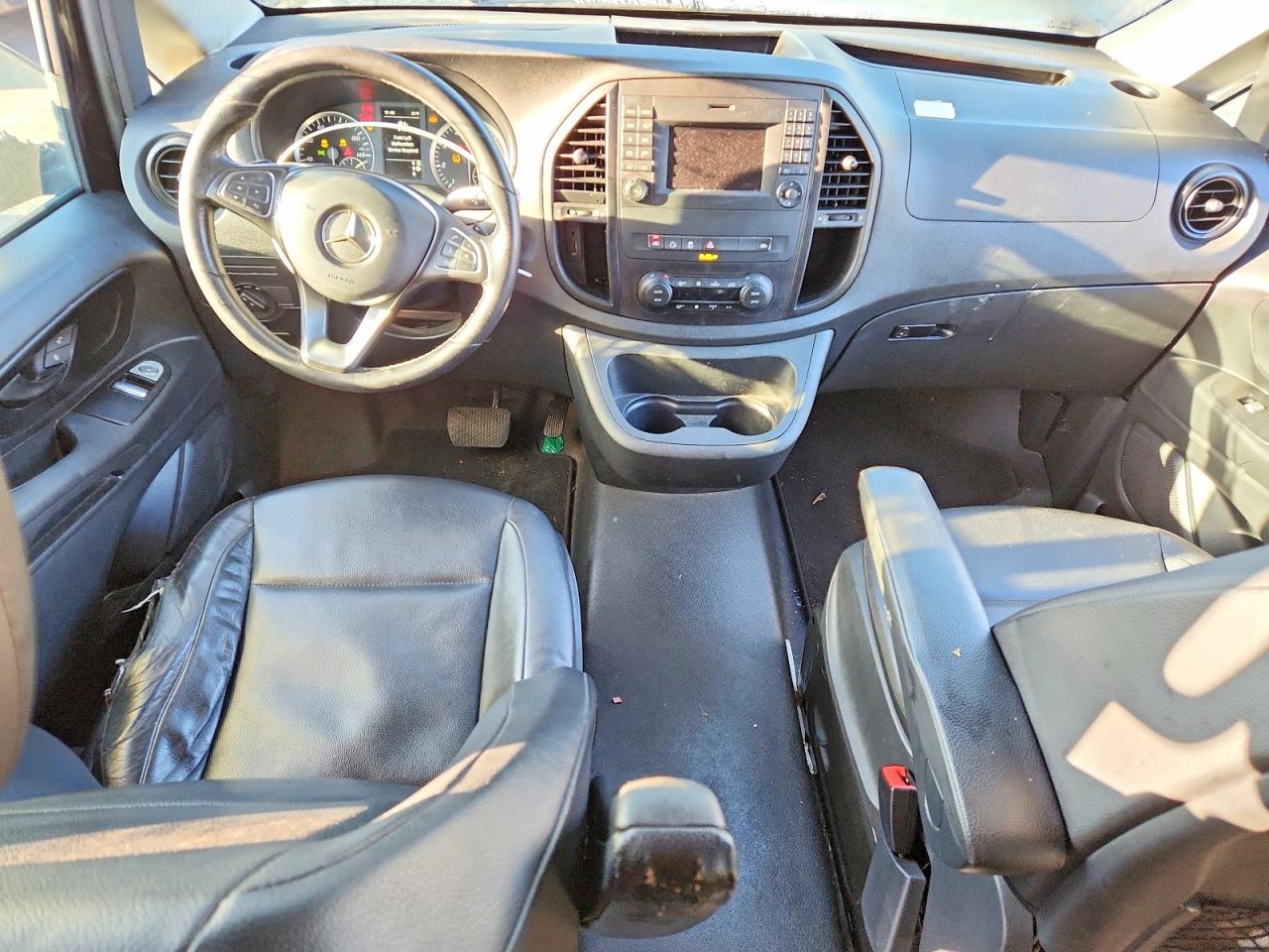 Mercedes-Benz Metris