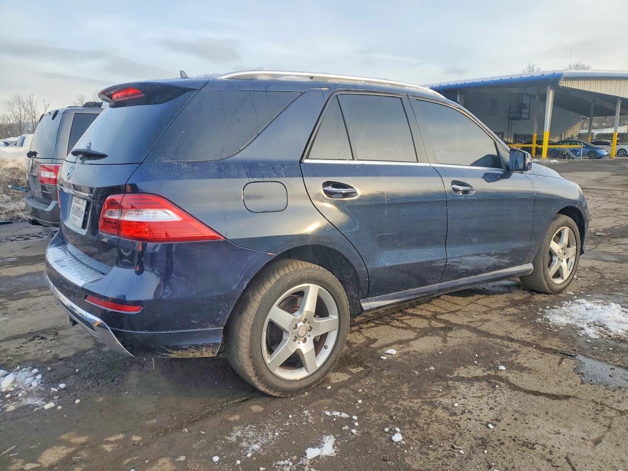 Mercedes-Benz M-Class 350