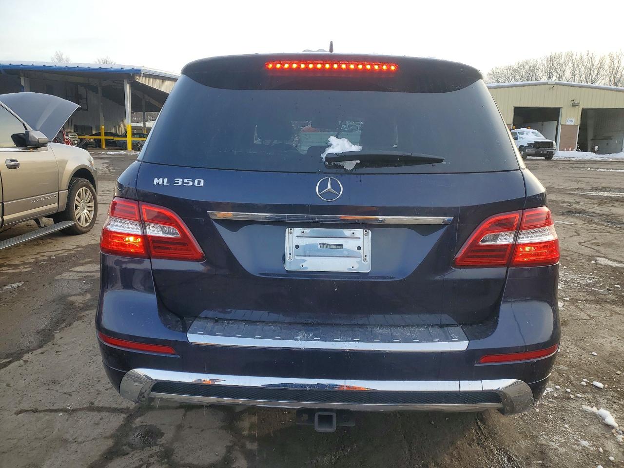 Mercedes-Benz M-Class 350
