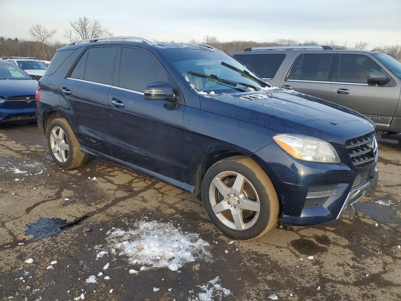 Mercedes-Benz M-Class 350