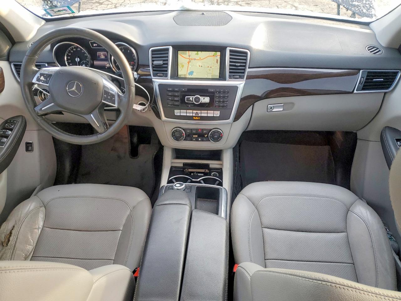 Mercedes-Benz M-Class 350
