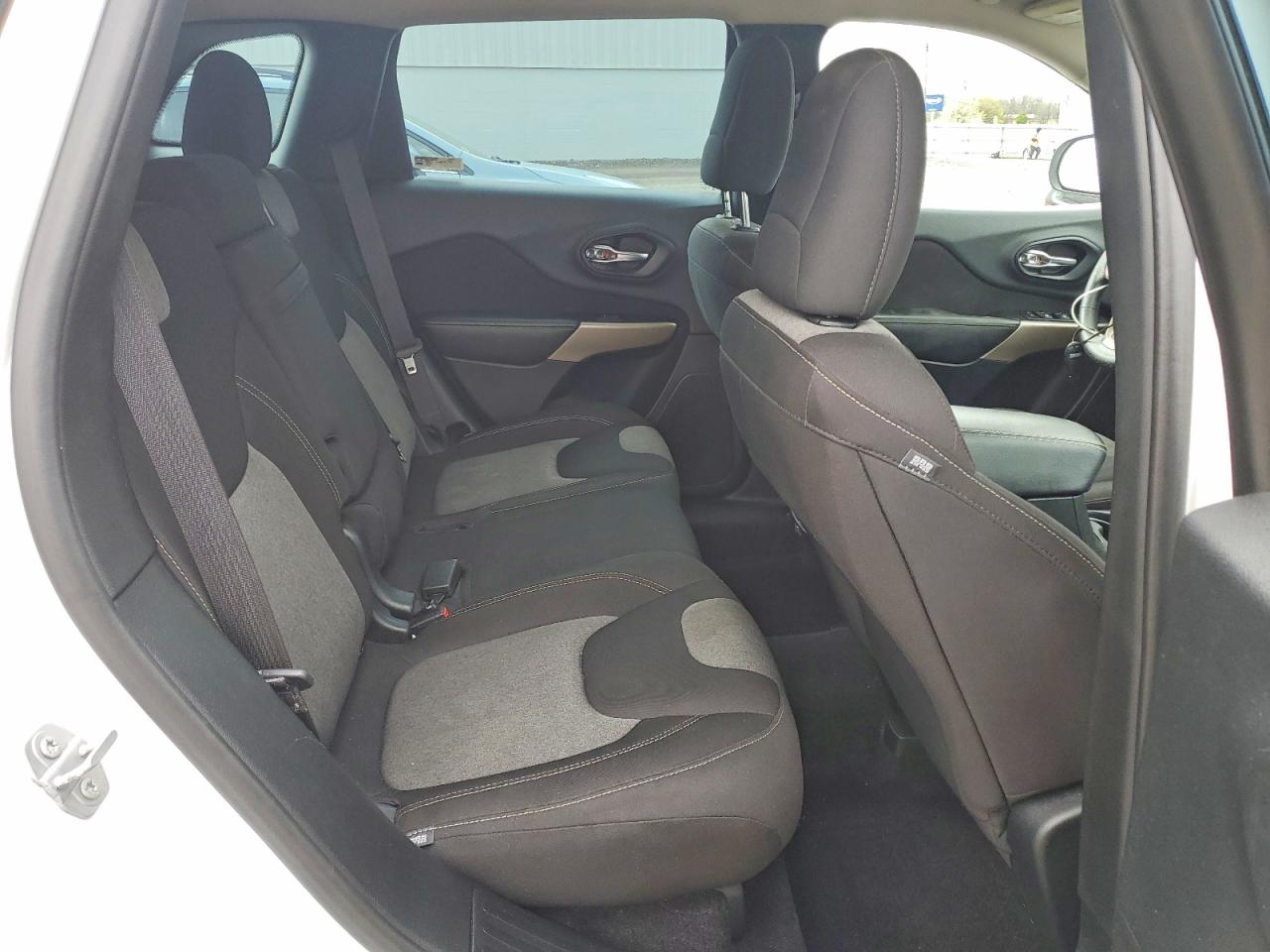 Jeep Cherokee Sport