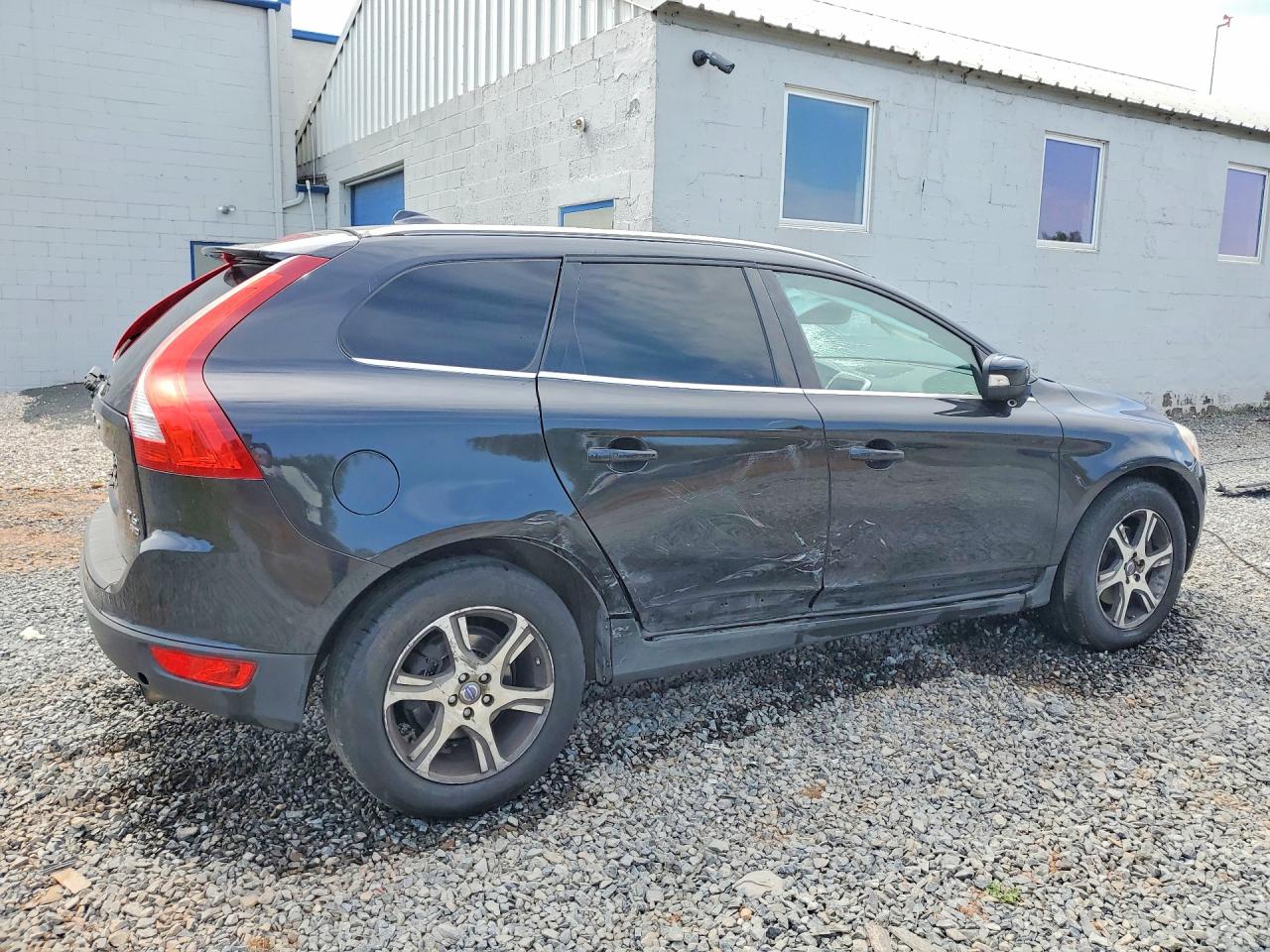 Volvo XC60 T6