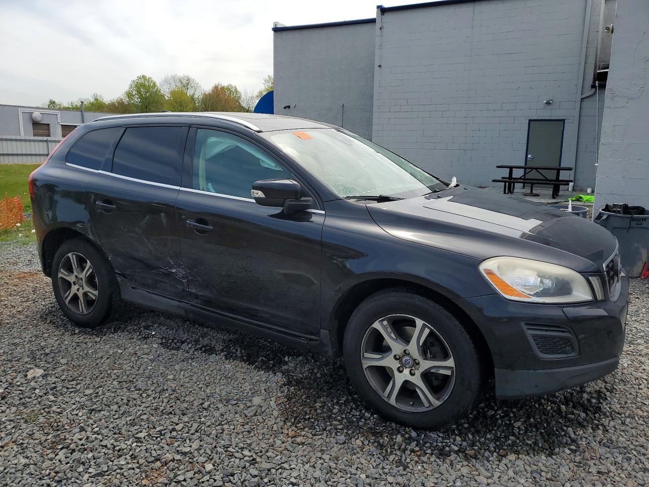 Volvo XC60 T6