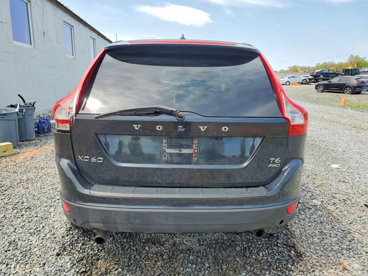 Volvo XC60 T6