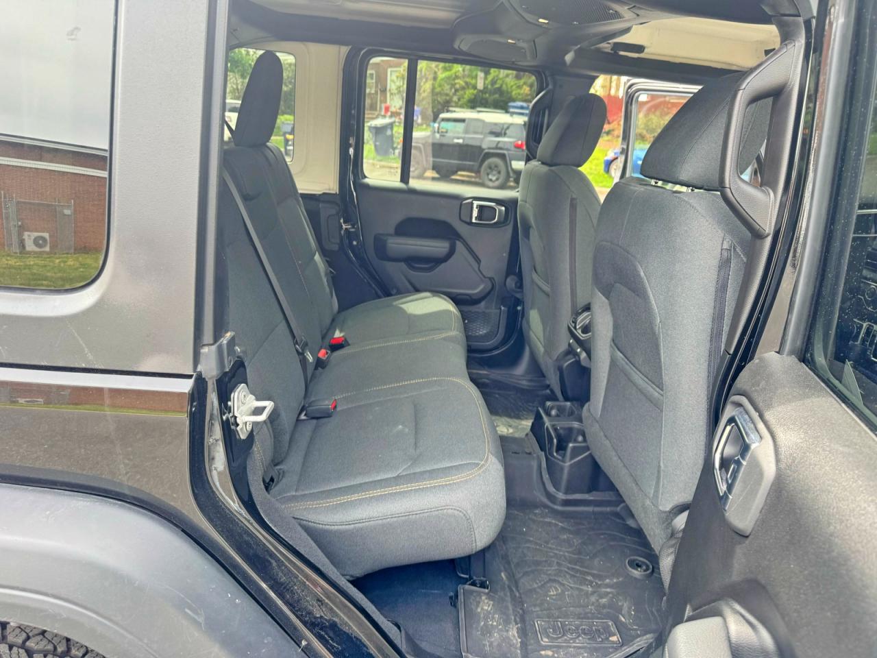 Jeep Wrangler Sport