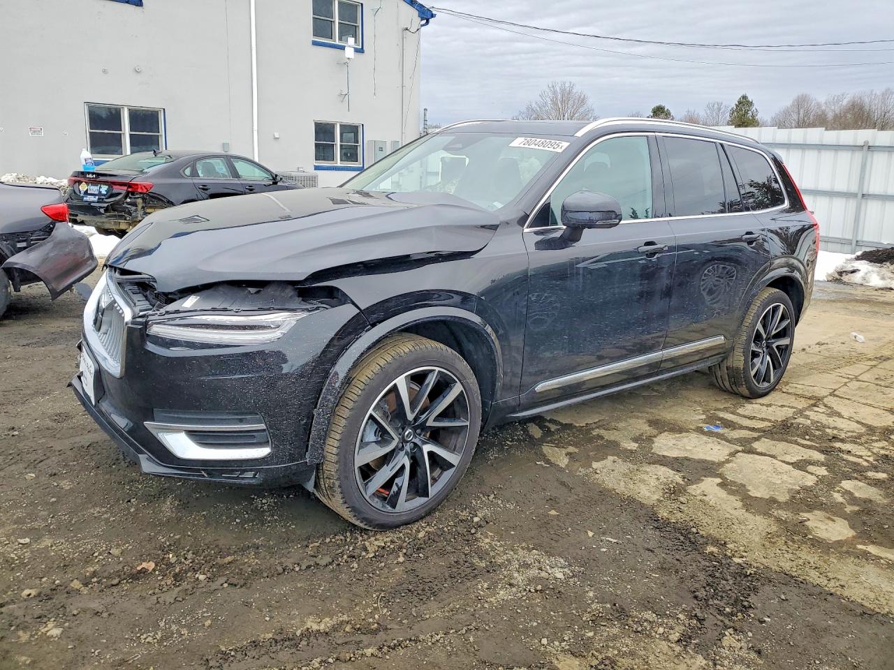 Salvage Volvo Xc90 Plus Image