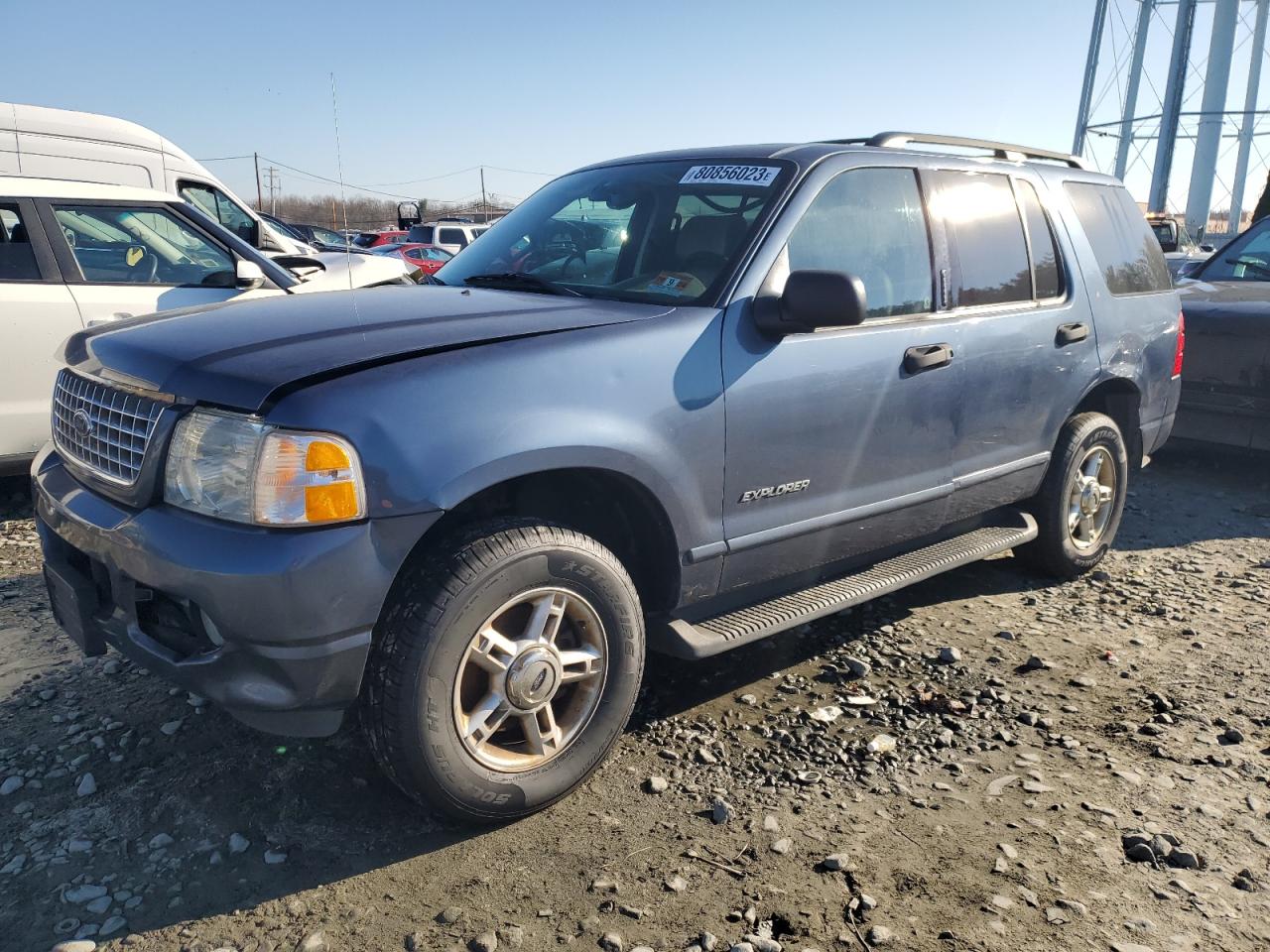 Salvage Ford Explorer Image