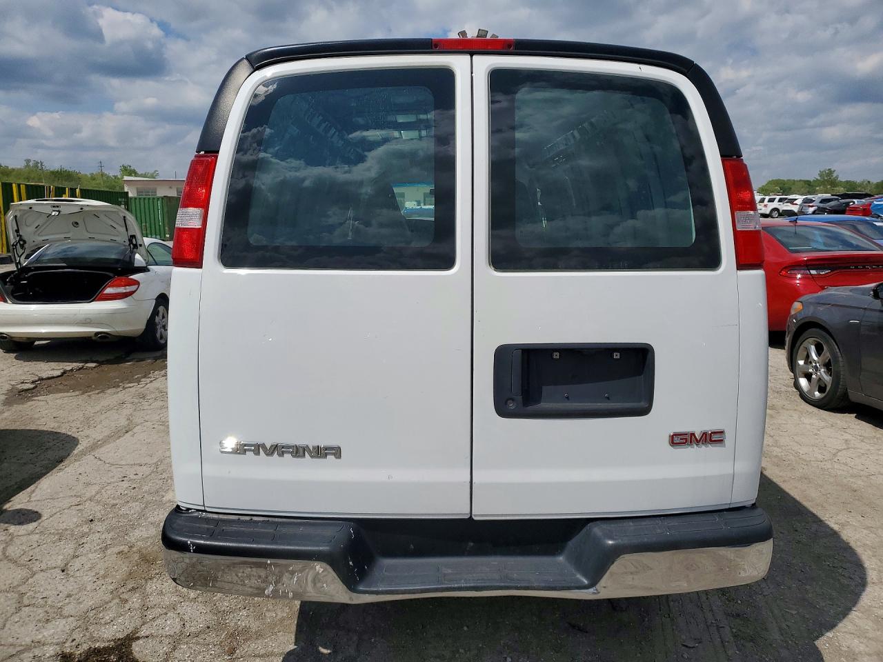 GMC Savana G2500