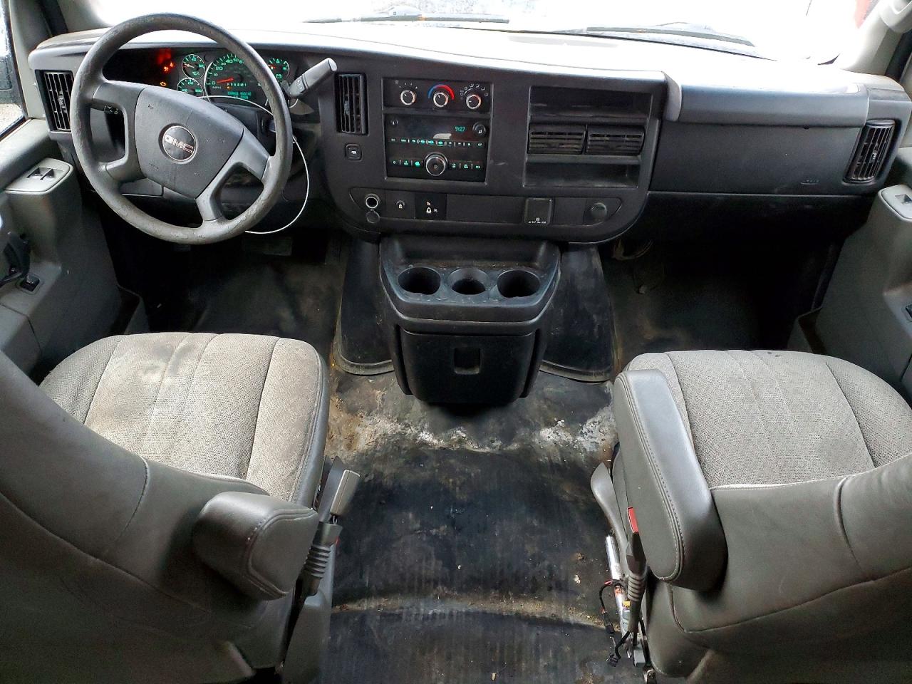 GMC Savana G2500