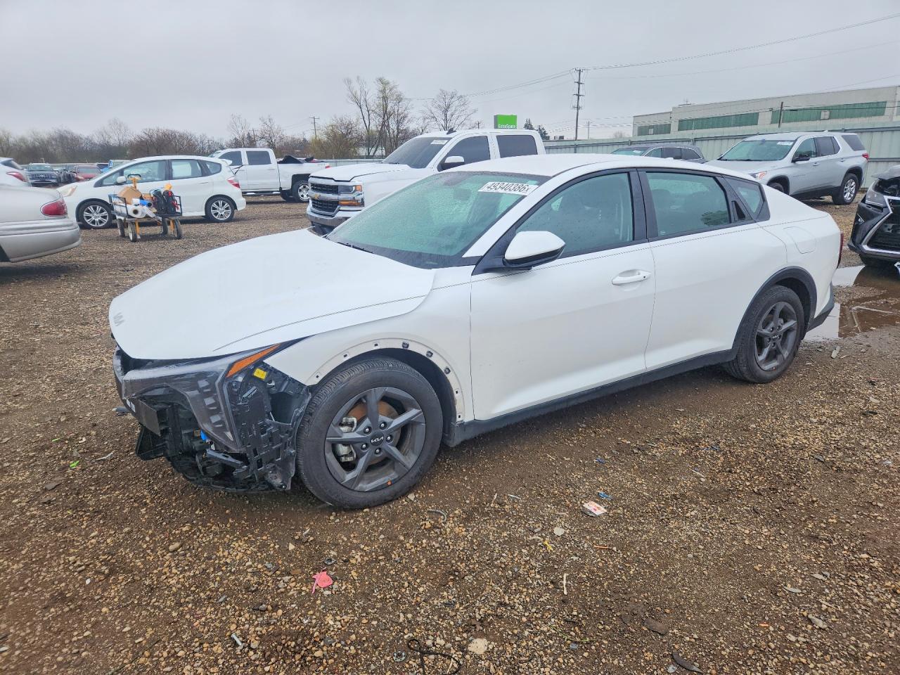 Salvage Kia K4 Image