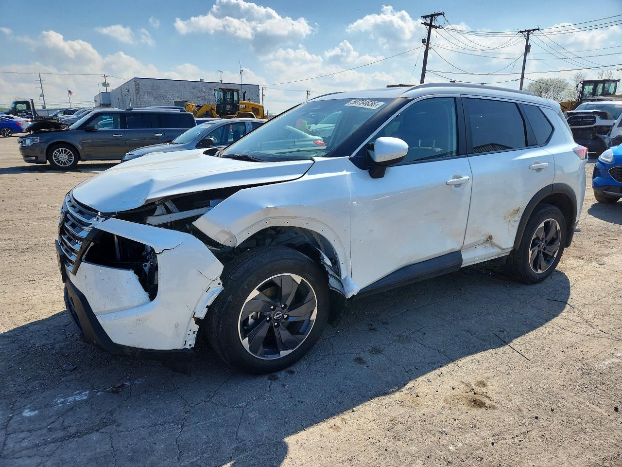 Salvage Nissan Rogue Image