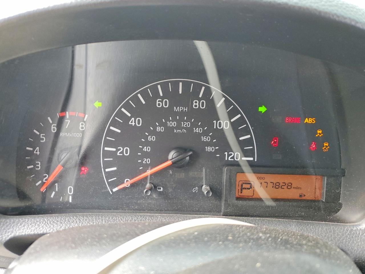 Nissan Nv S