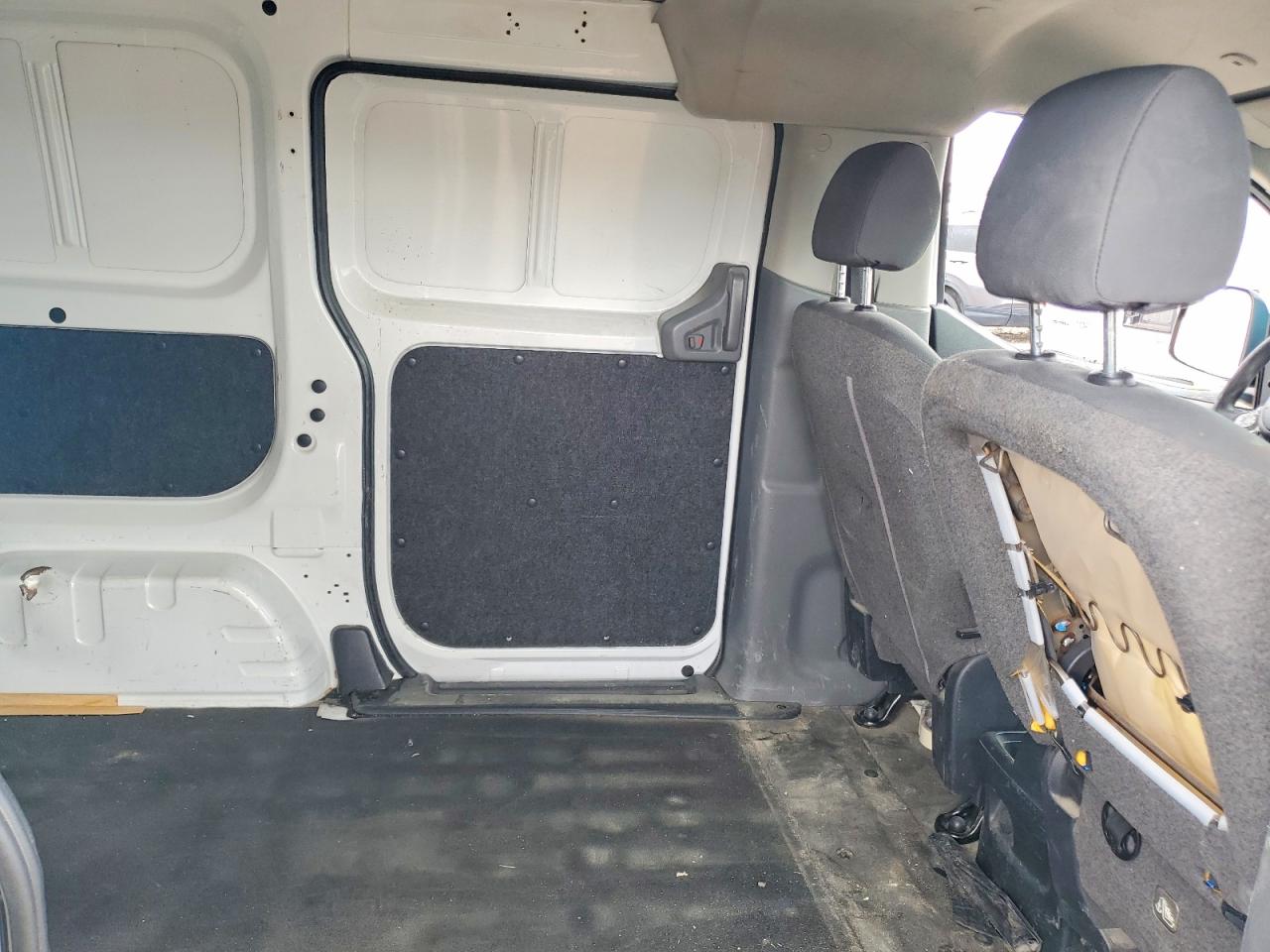 Nissan Nv S