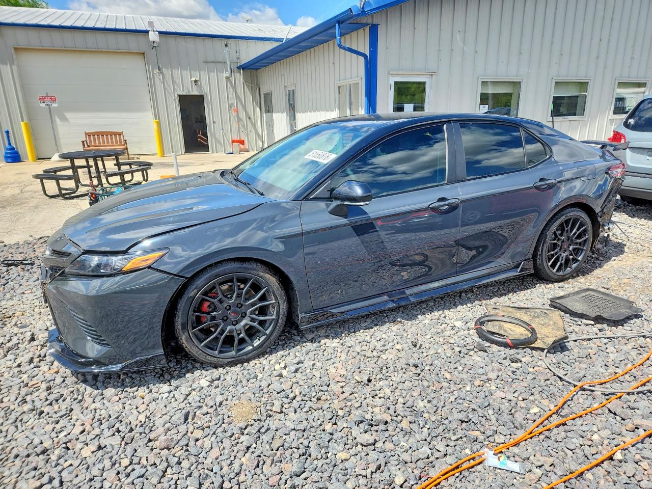 Salvage Toyota Camry Image
