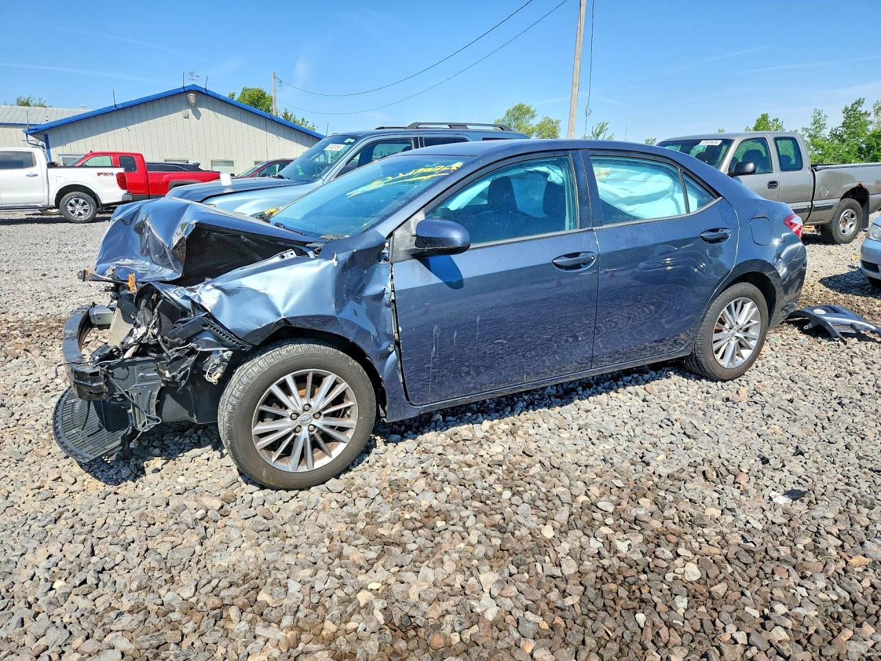 Salvage Toyota Corolla Image