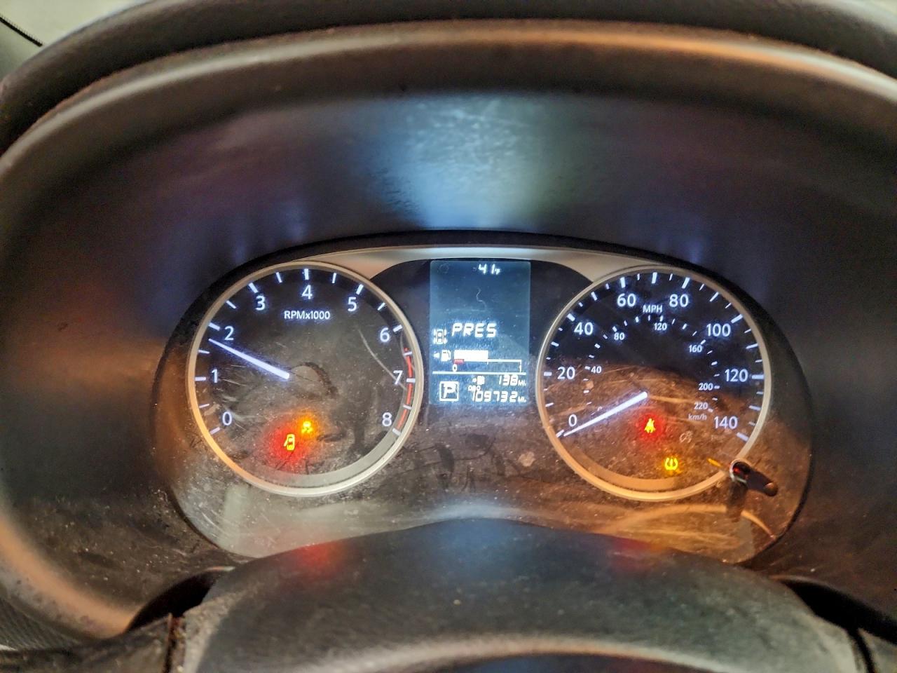 Nissan Kicks S