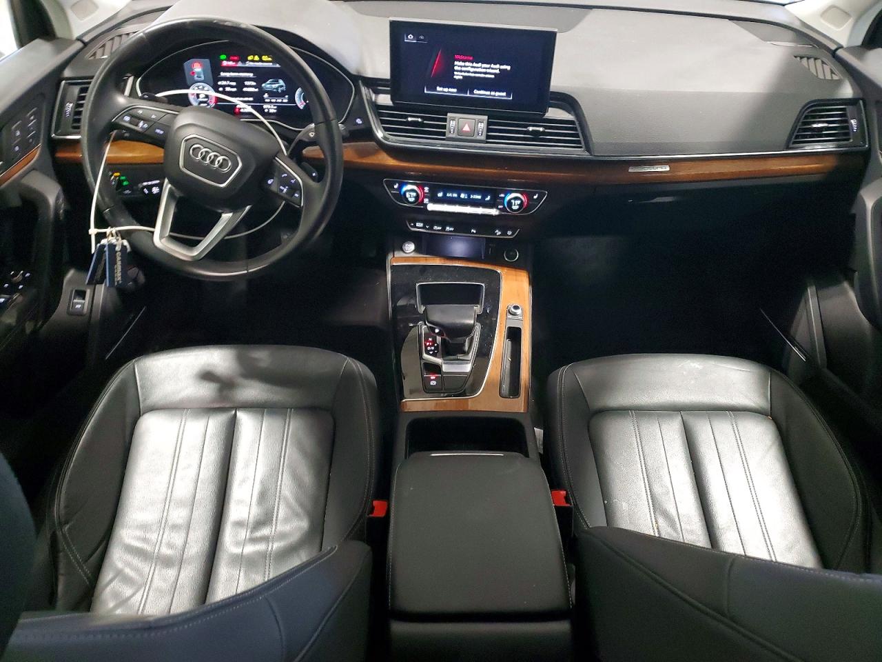 Audi Q5 Premium Plus 45