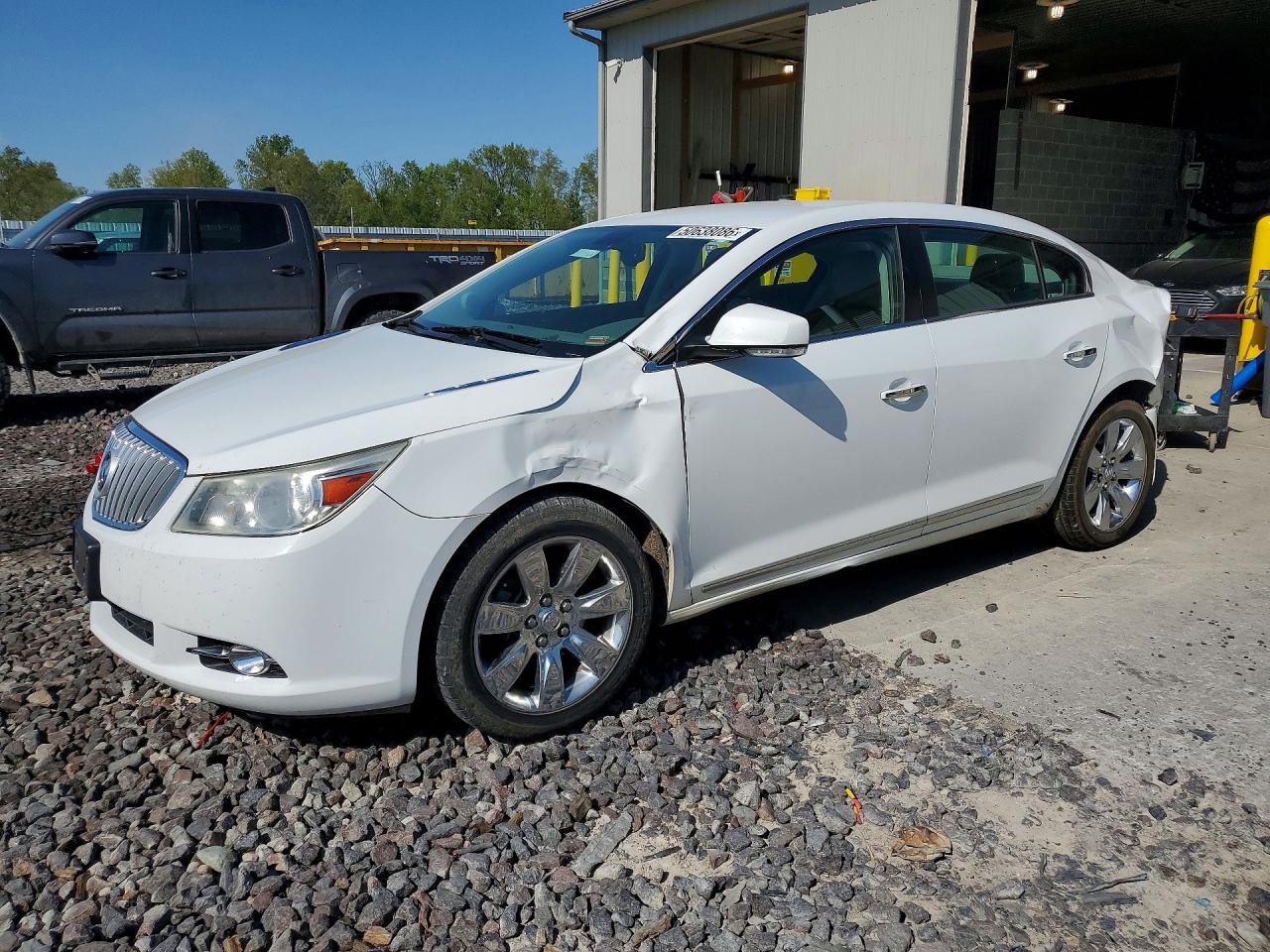 Salvage Buick LaCrosse Image