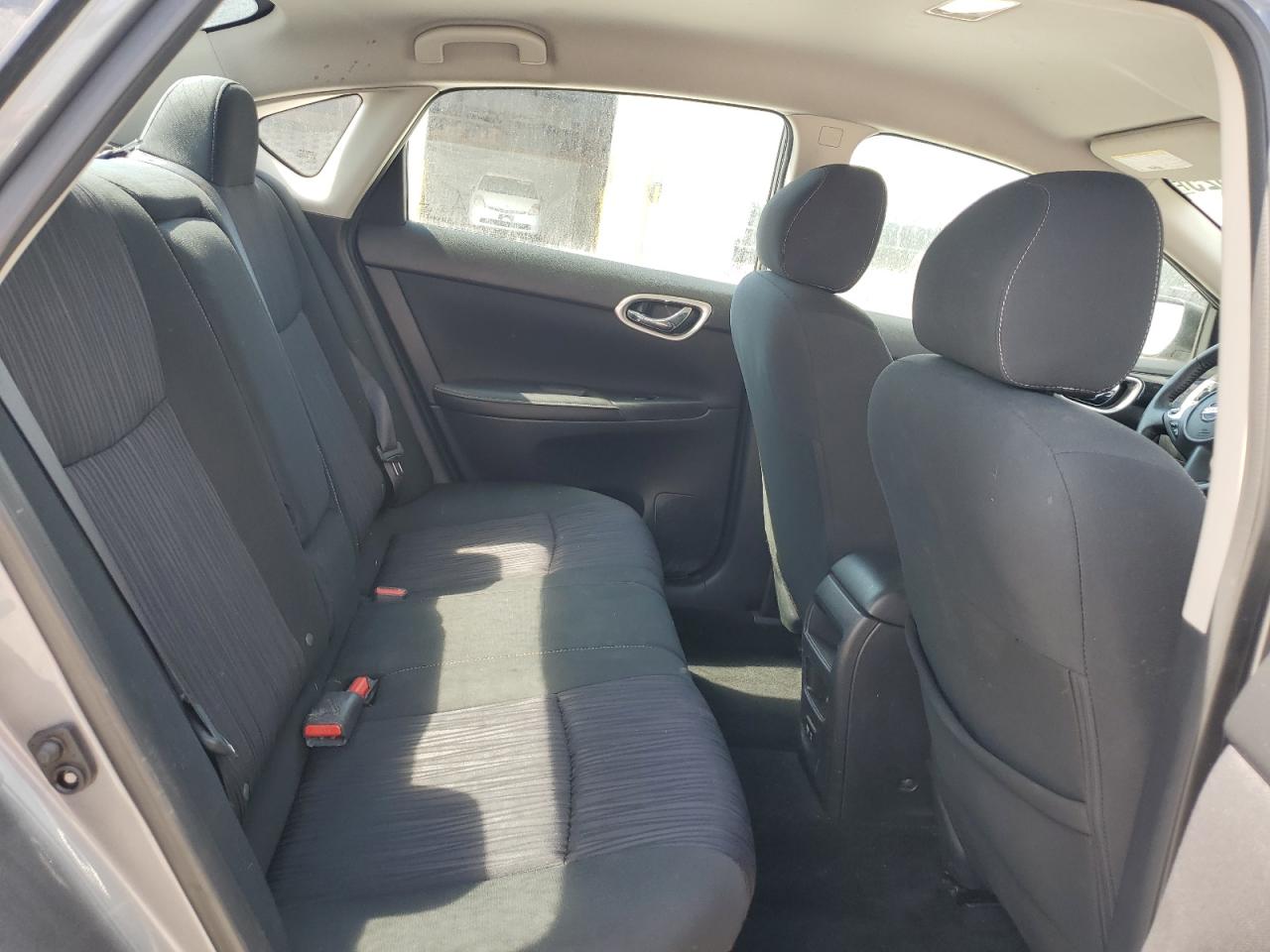Nissan Sentra S