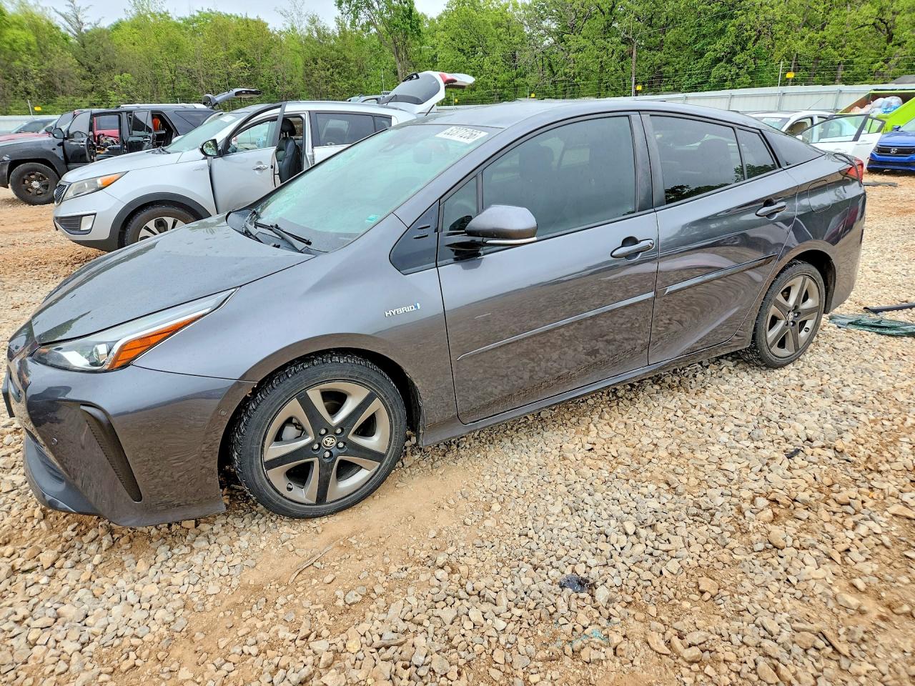 Salvage Toyota Prius Image