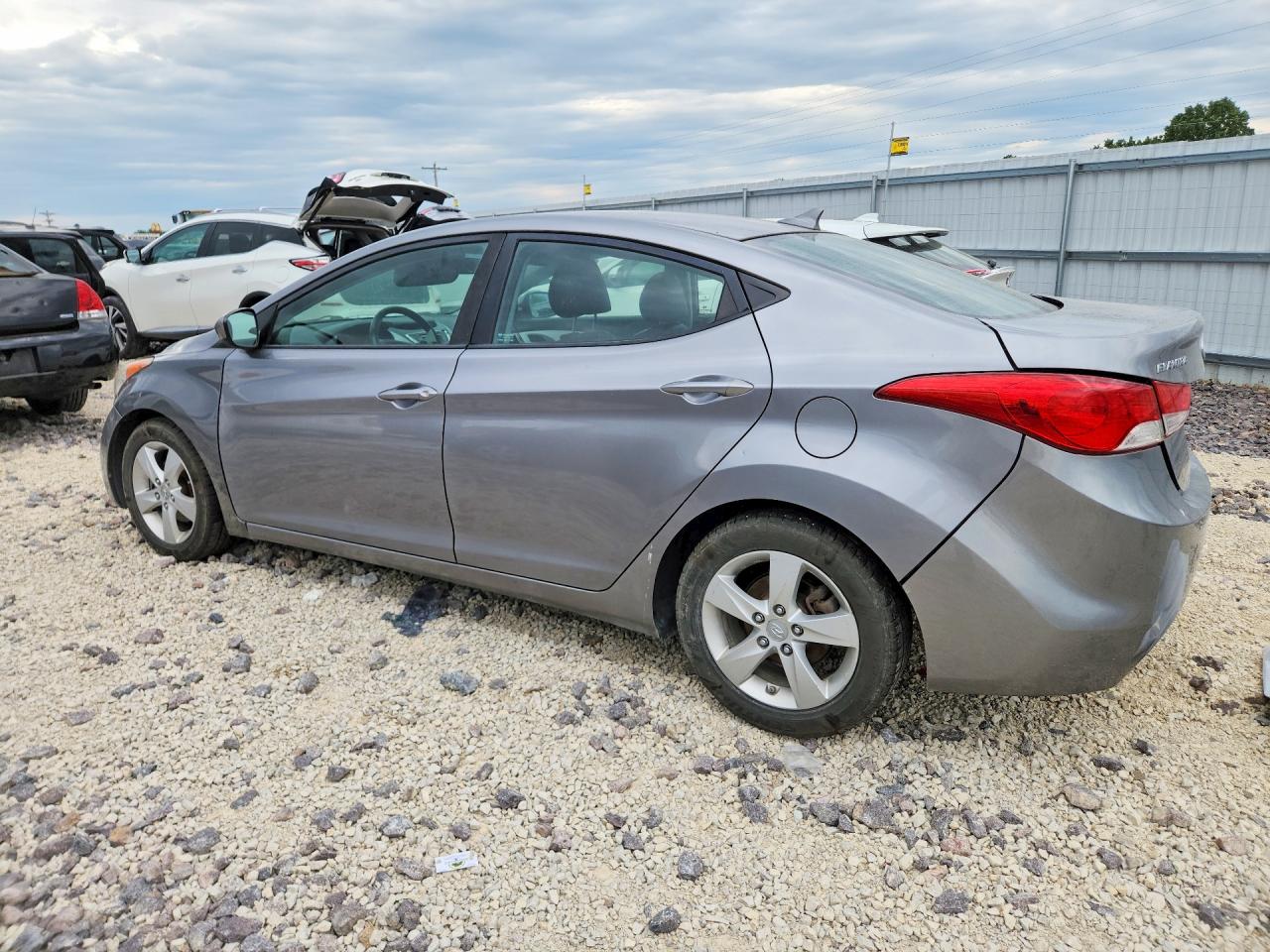 Hyundai ELANTRA Limited