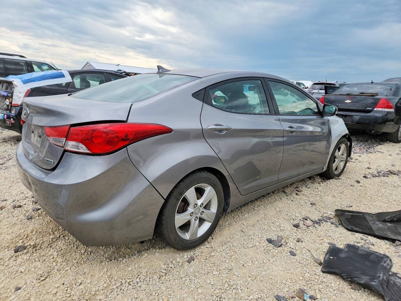 Hyundai ELANTRA Limited