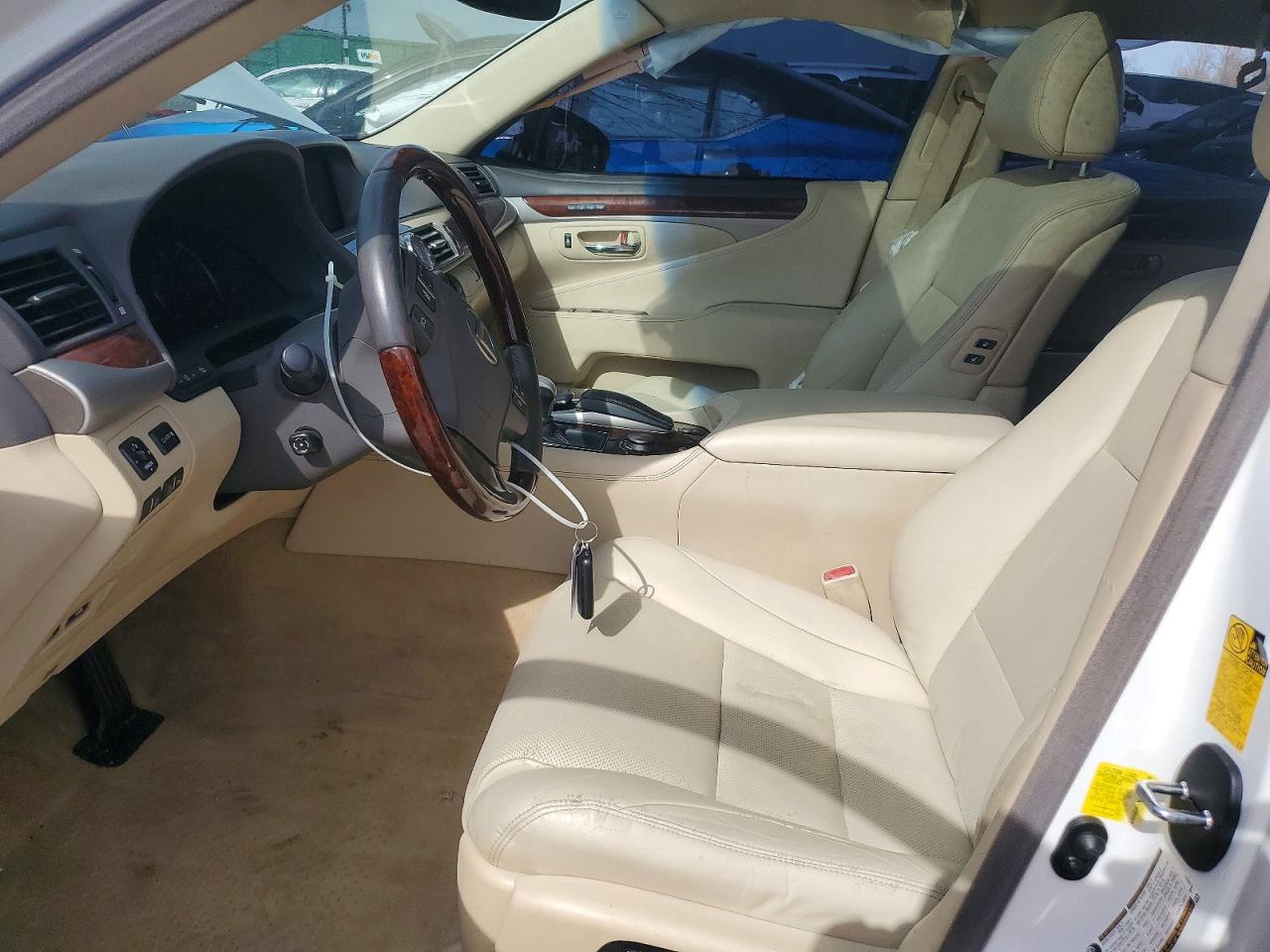Lexus LS 460