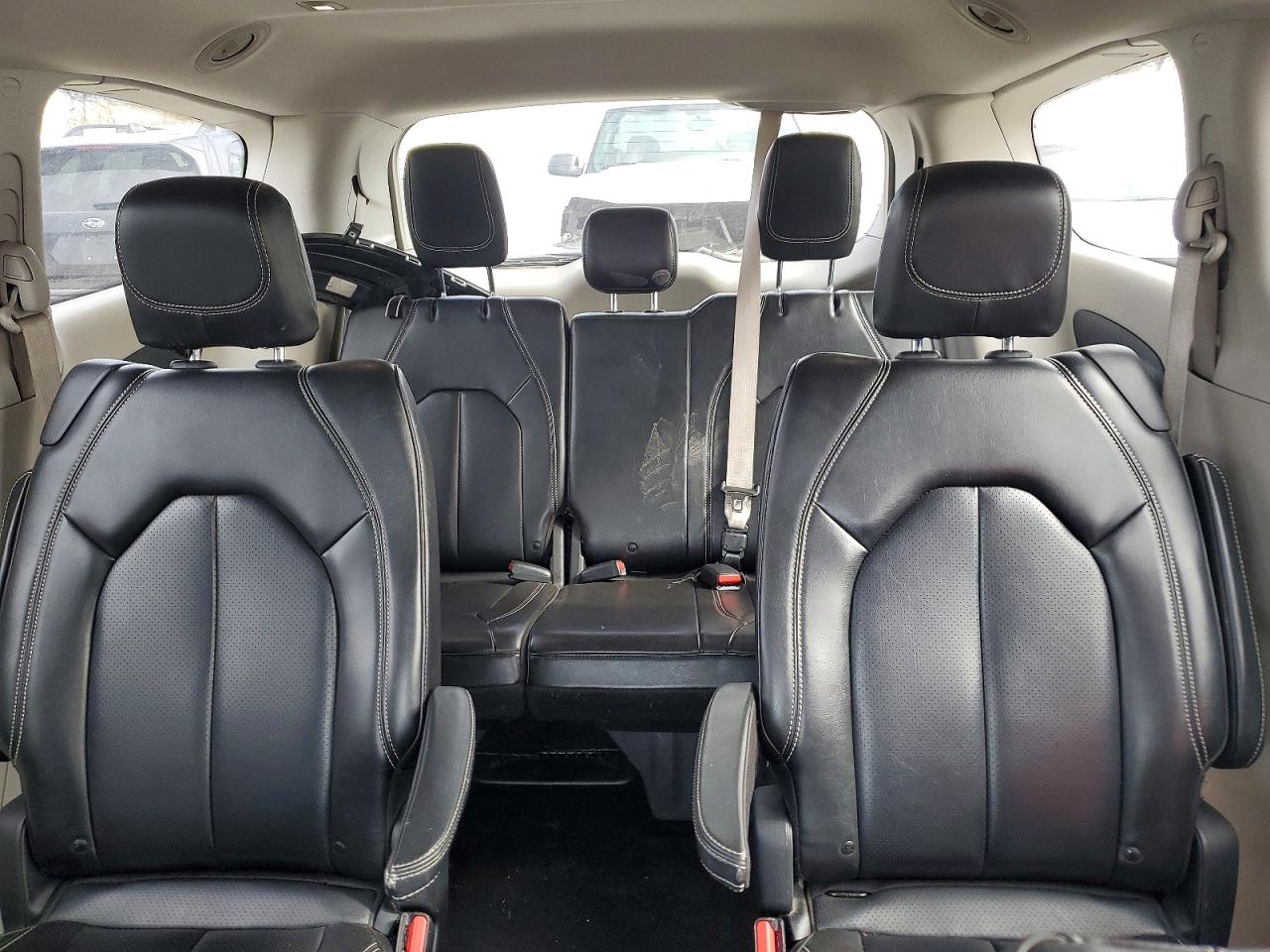 Chrysler Minivan Lxi
