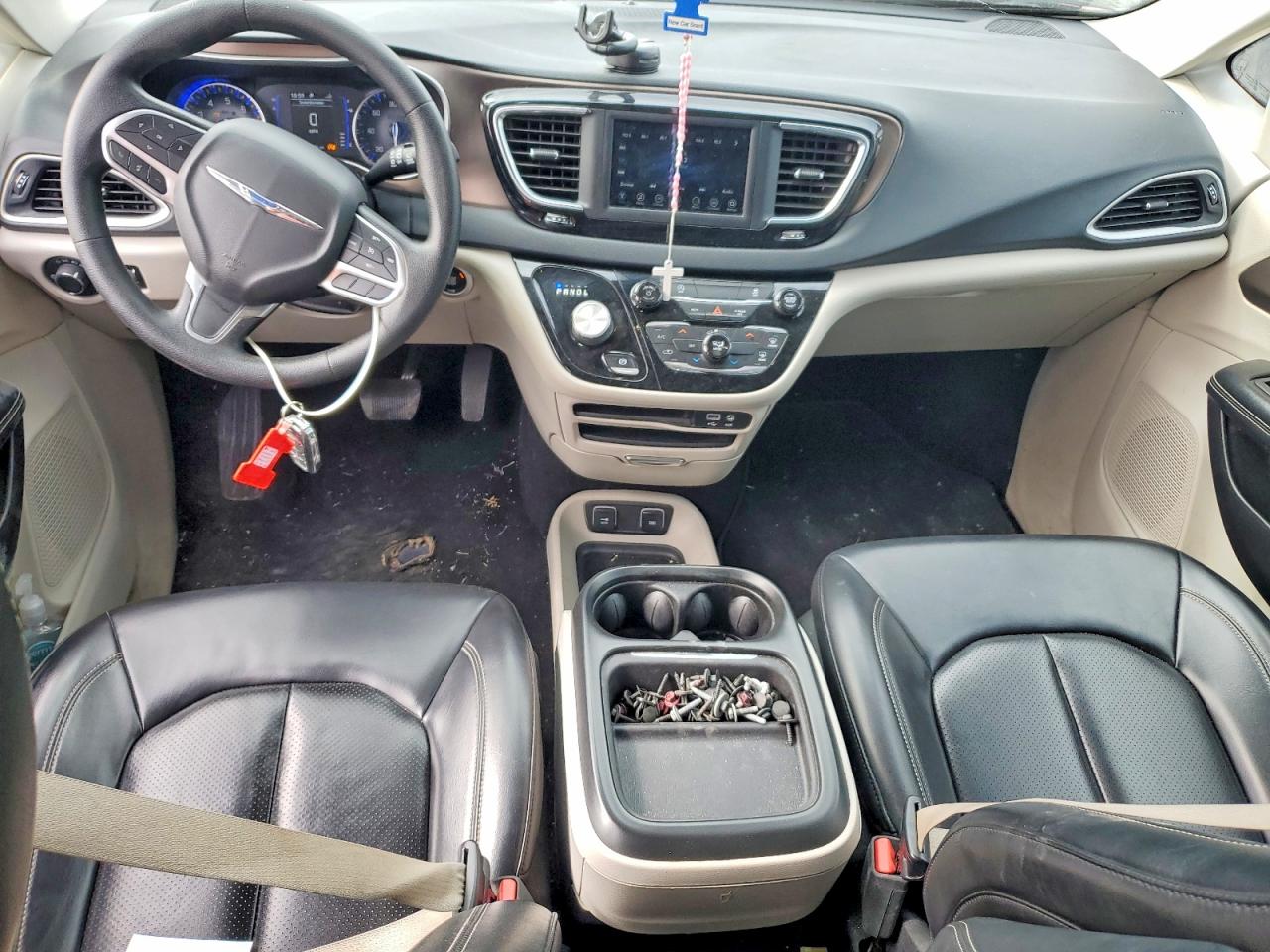 Chrysler Minivan Lxi