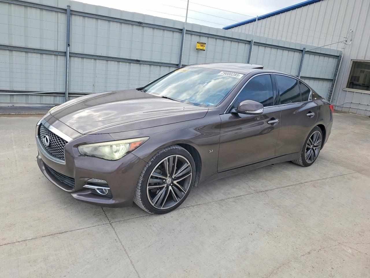 Salvage INFINITI Q50 Image