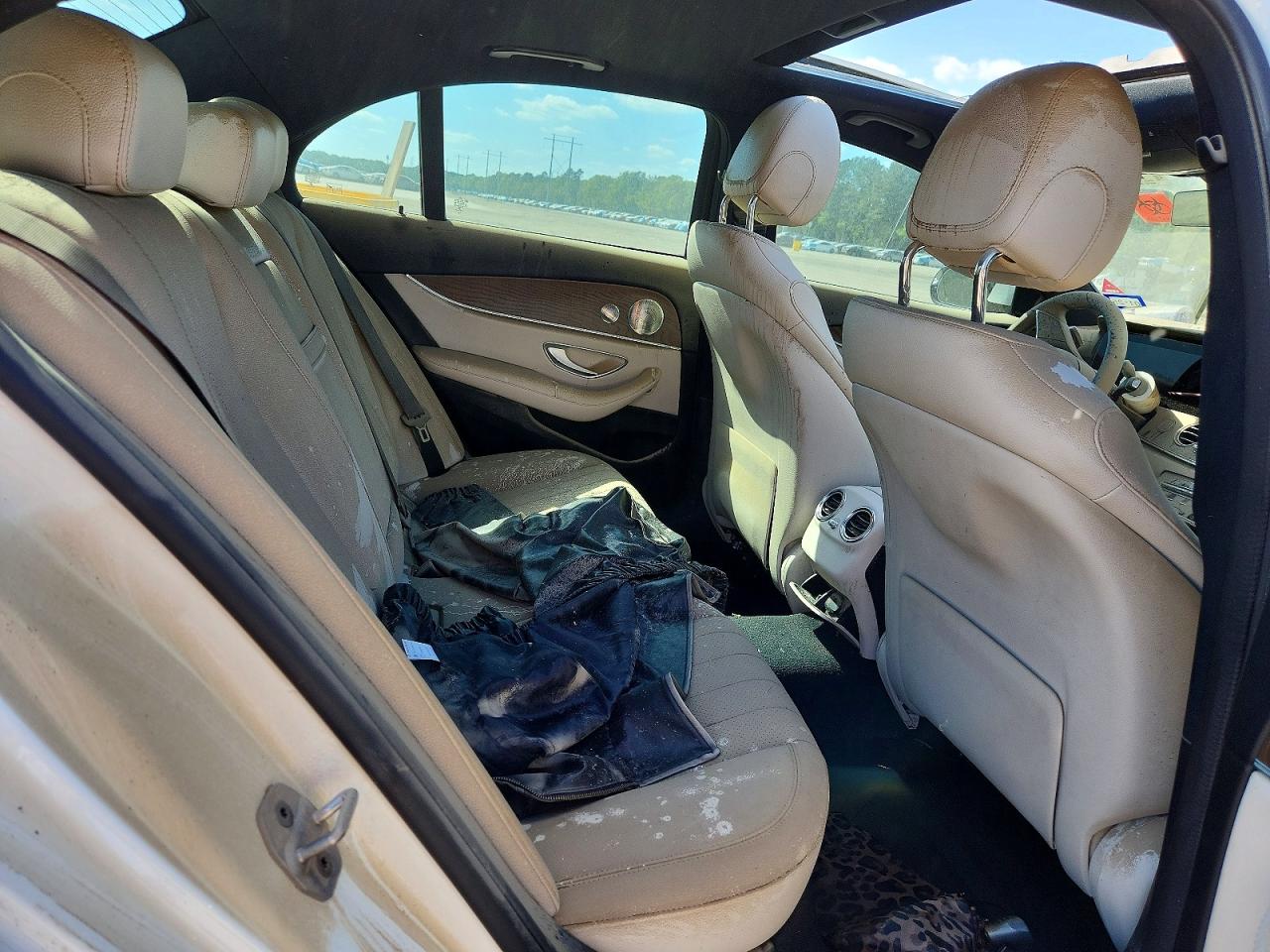 Mercedes-Benz E-Class 350