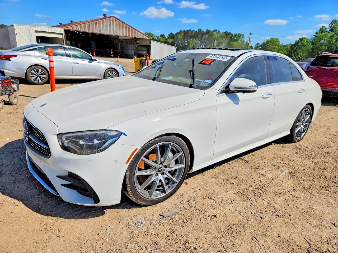 Salvage Mercedes-Benz E-Class Image