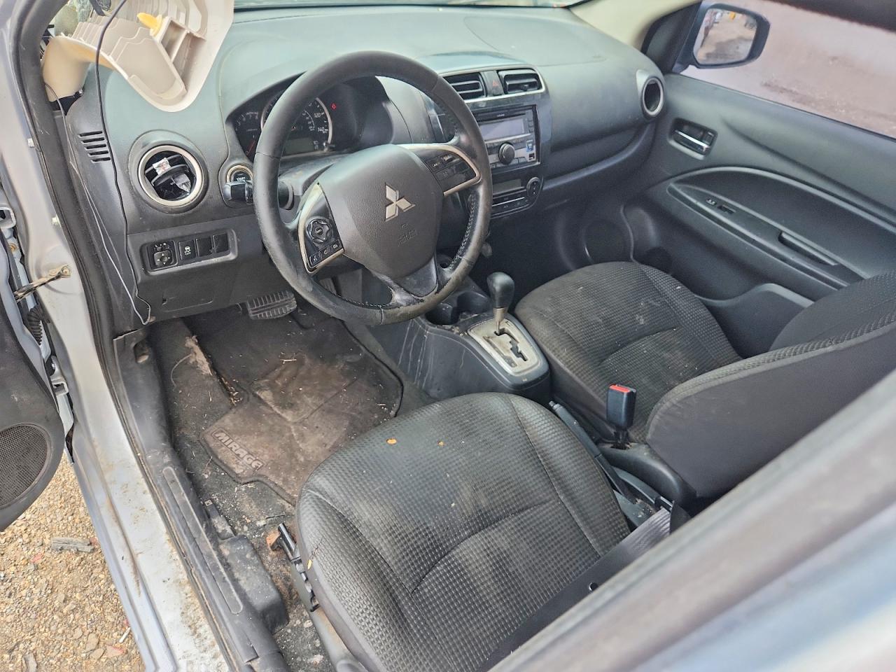 Mitsubishi Mirage Es