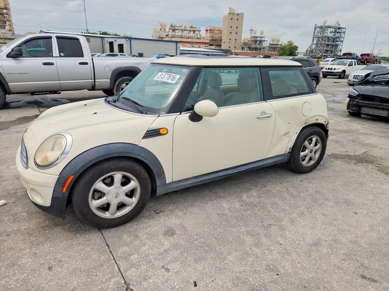Salvage MINI Cooper Image