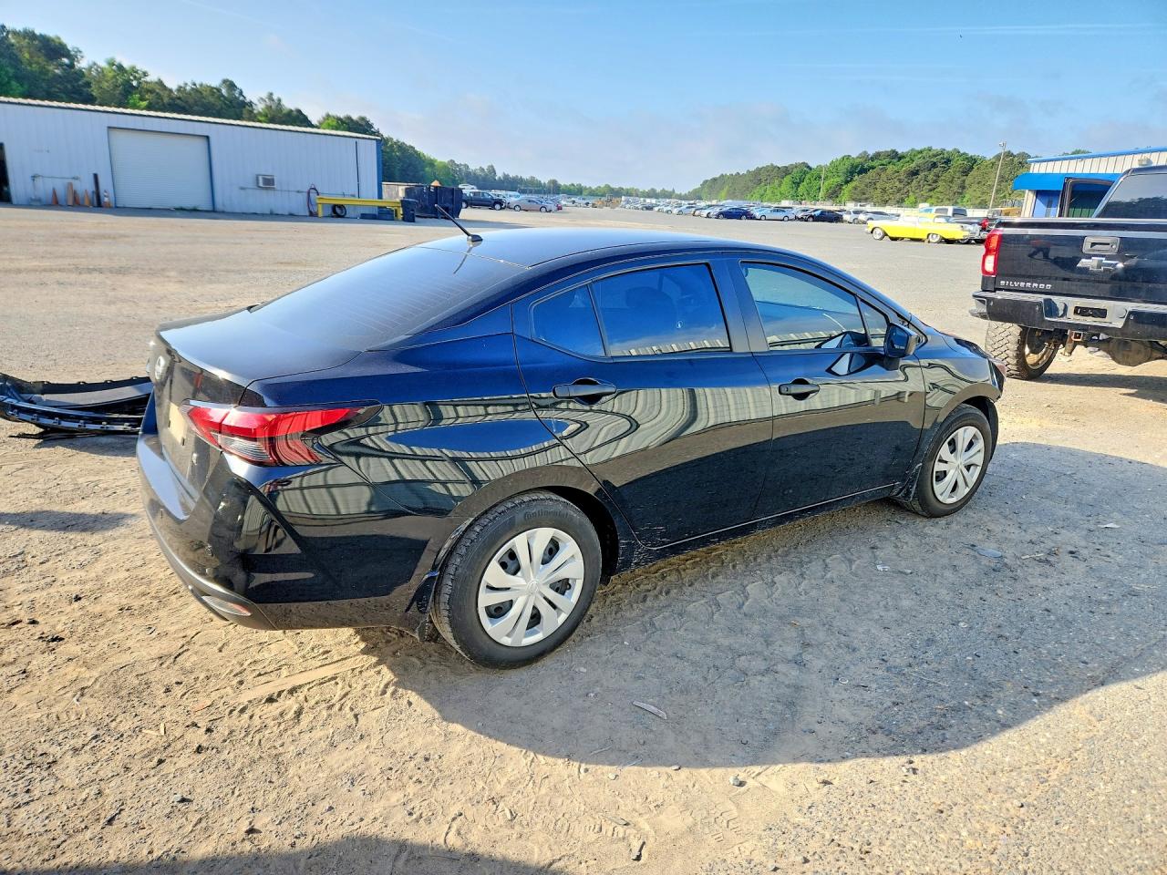 Nissan Versa S
