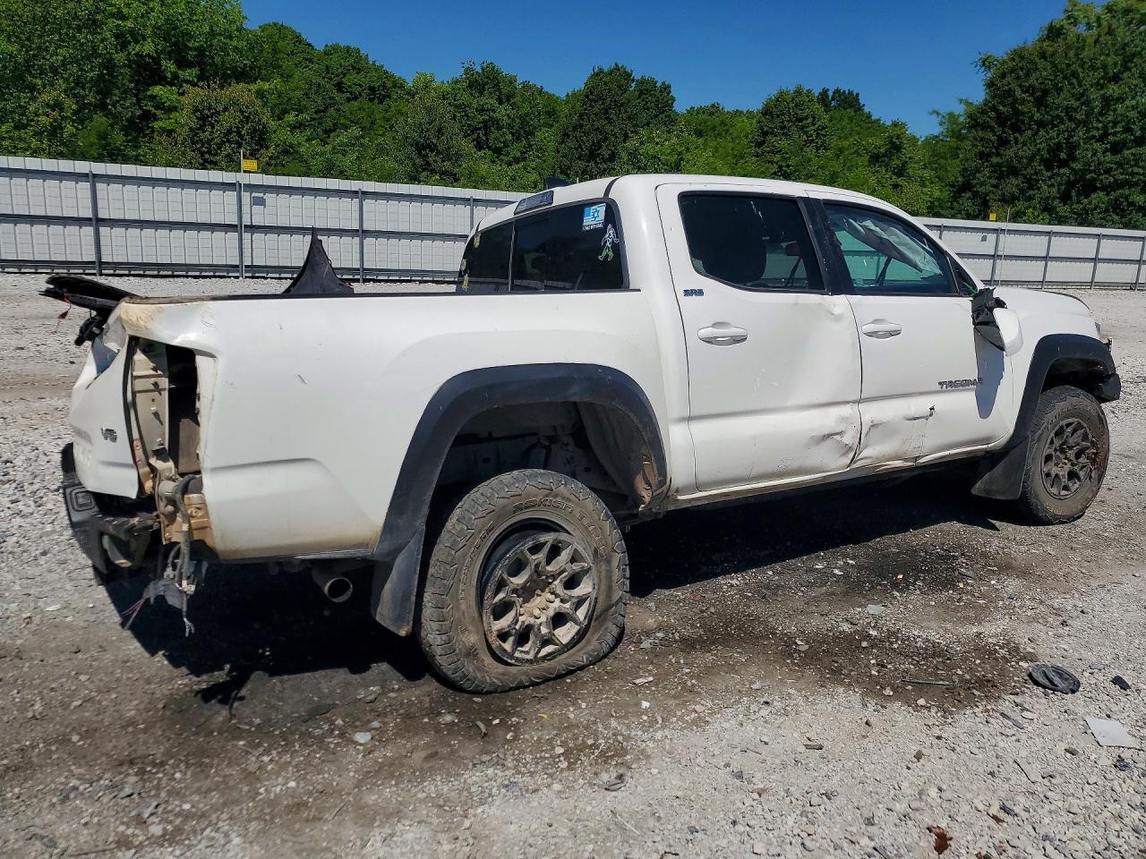 Toyota Tacoma Sr5 V6