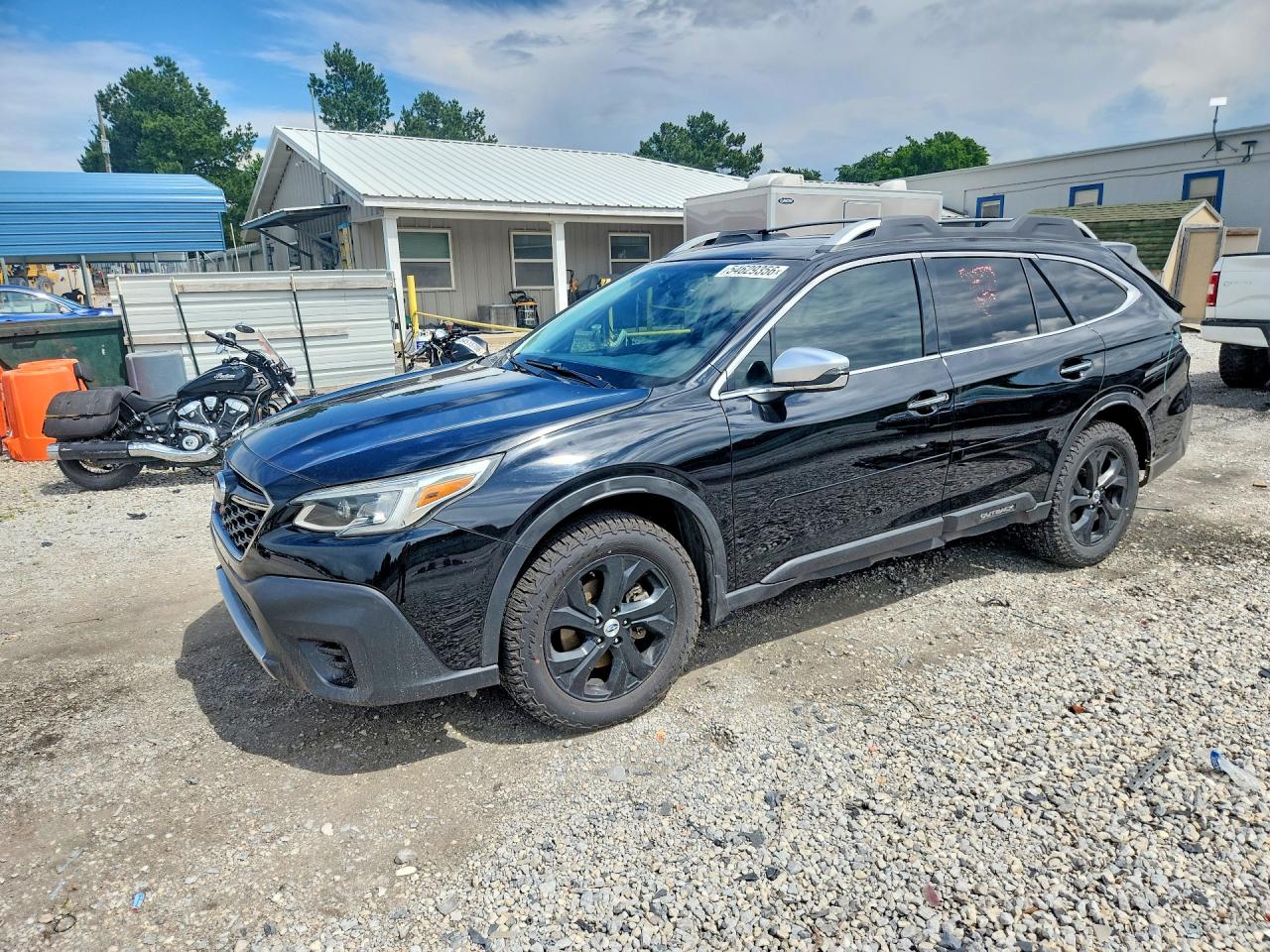 Salvage Subaru Outback Image